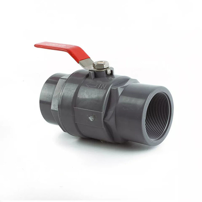 أسود 1.6MPa PVC 2 قطعة صمام كروي بلاستيك بمقبض من الفولاذ المقاوم للصدأ