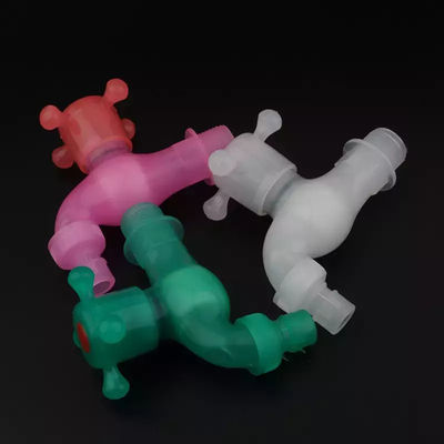 المطبخ PVC PP صنبور البلاستيك حديقة الحنفية البلاستيك صنبور المياه في الهواء الطلق